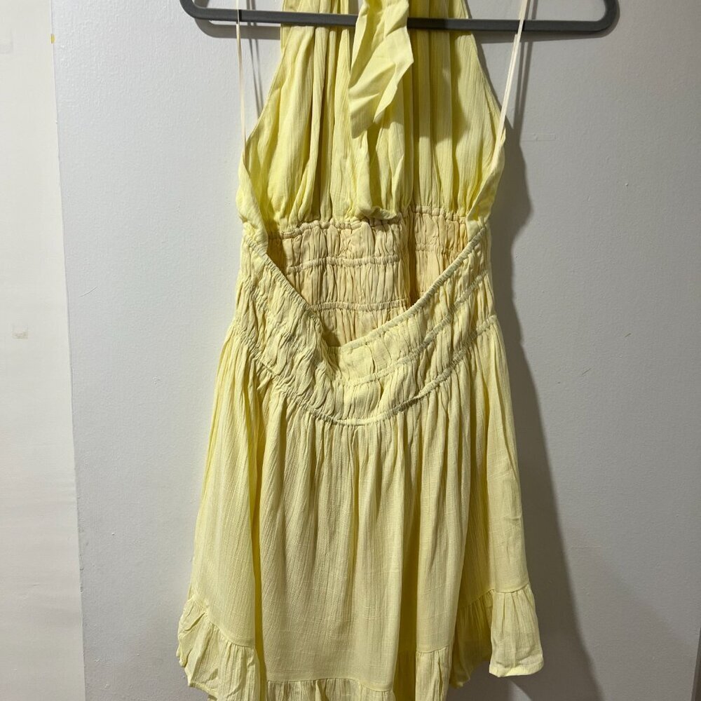 🏷 *NWT* 🌻 VICI Aster Halter Smocked Mini Dress | Size L 🌻 - Picture 6 of 8